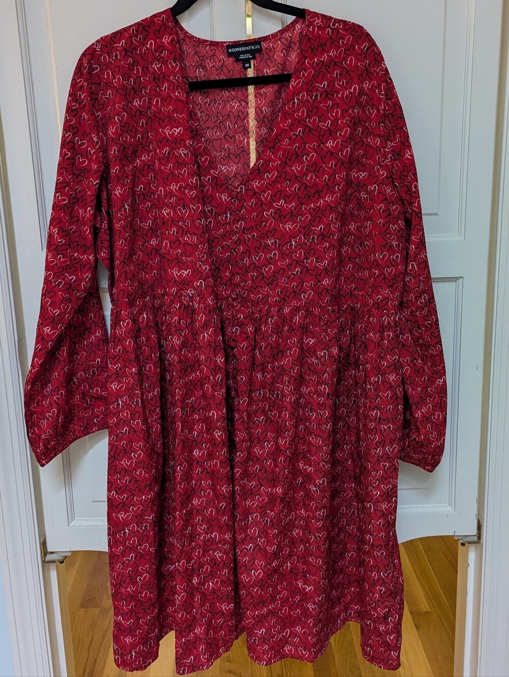 Wednesday's Girl Crimson Heart-Print Long Sleeve Dress - Size 24